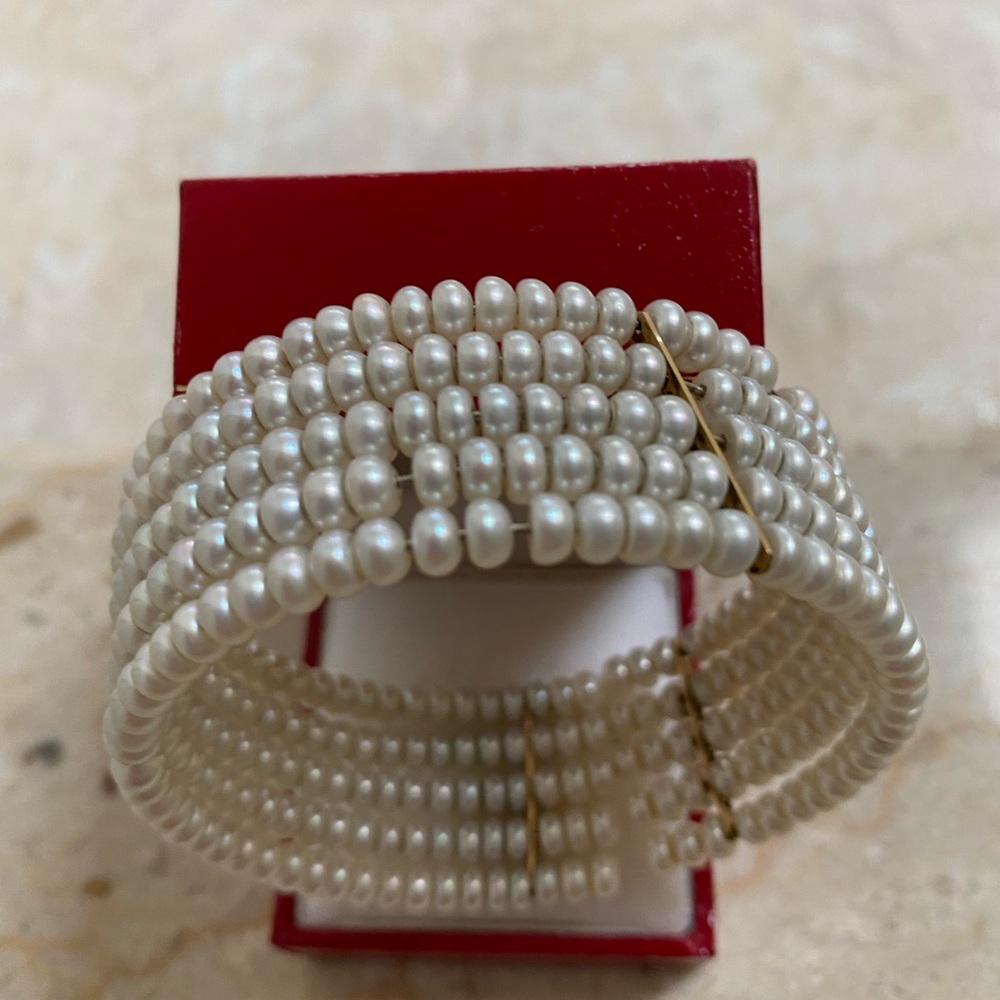 Pearl Gold Bangle Bracelet